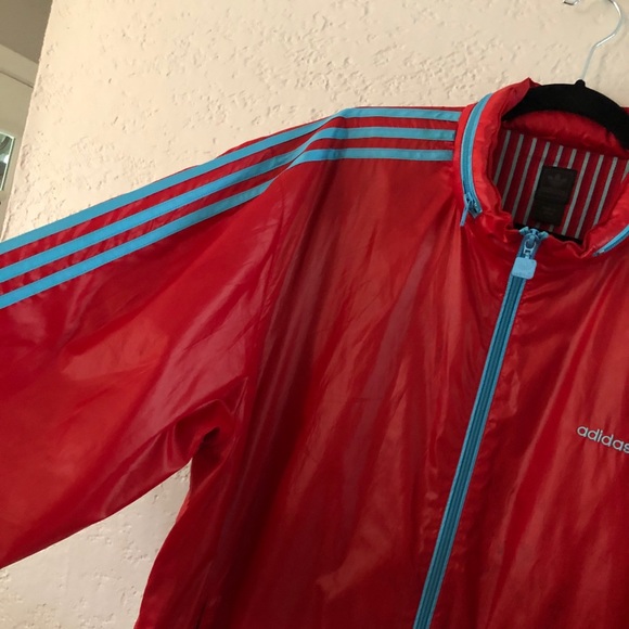 🔥VTG ADIDAS STRIPED WINDBREAKER W/HOOD🔥 - Picture 2 of 7